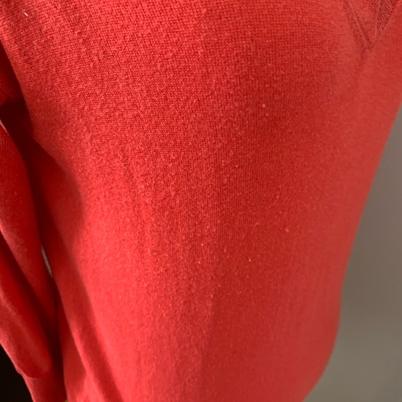 BANANA REPUBLIC | Silk Blend V Neck Sweater - Picture 9 of 9